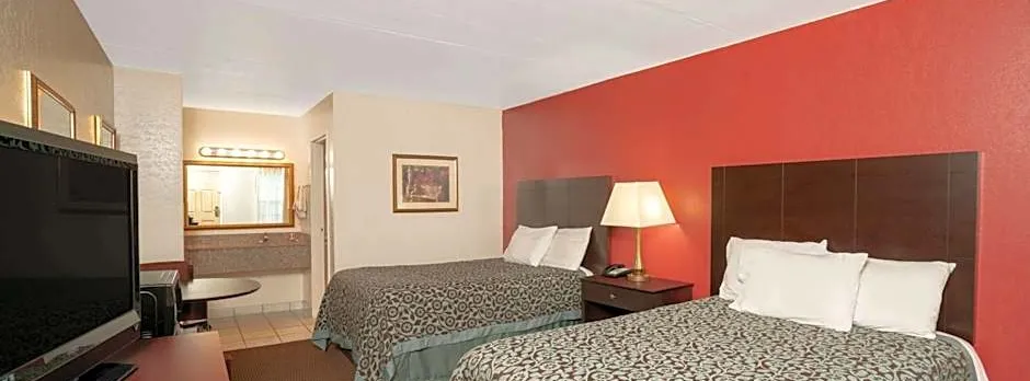 Days Inn by Wyndham Cave City