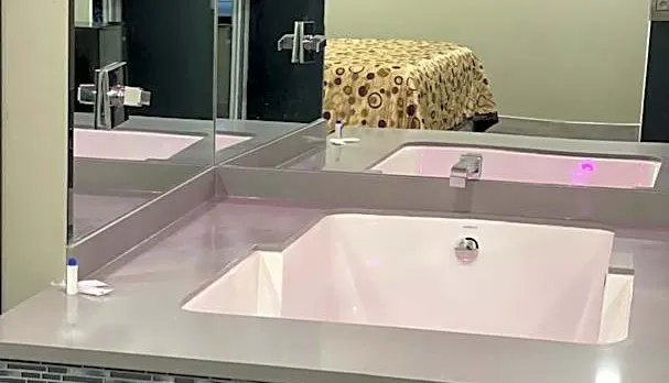 Town House Motel