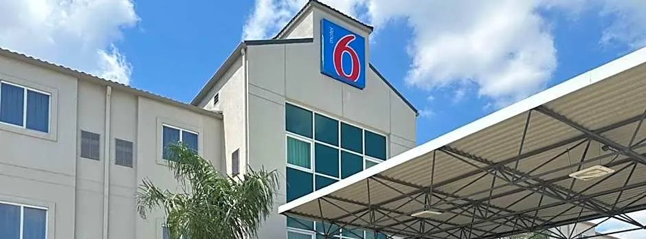 Motel 6-Mission, TX