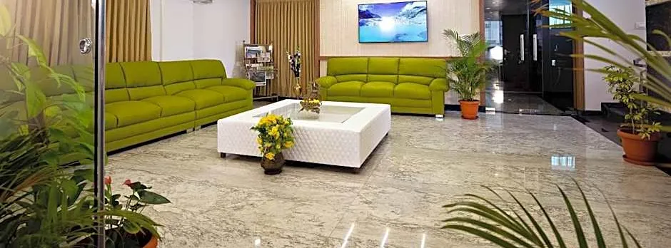 Villa Grand Hotel Near Kempegowda International Airport