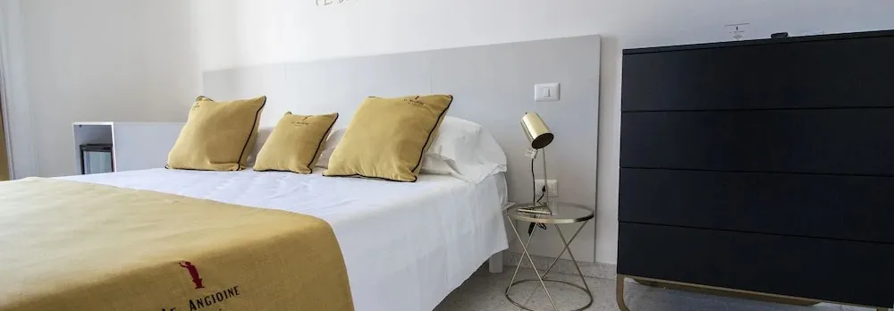 Le Angioine Rooms