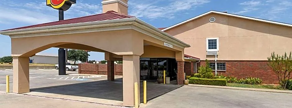Super 8 by Wyndham Burleson Fort Worth Area
