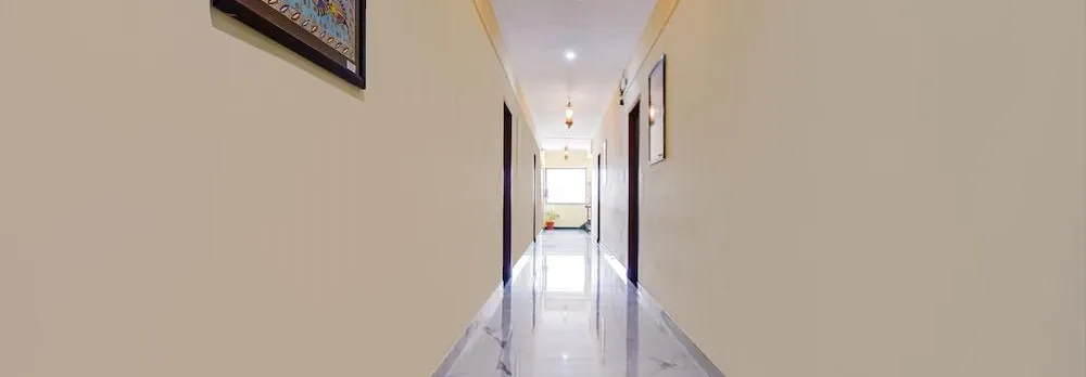 Fabhotel Umrao Haveli with Pool