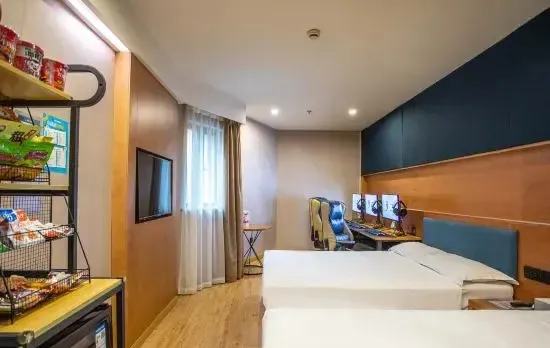 Wangyu Esports Hotel (Yingao West Road Subway Station Branch)