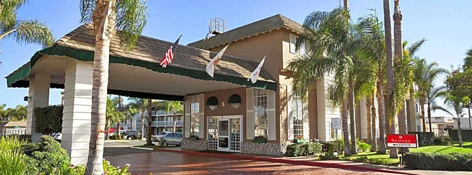 Ramada by Wyndham Costa Mesa/Newport Beach