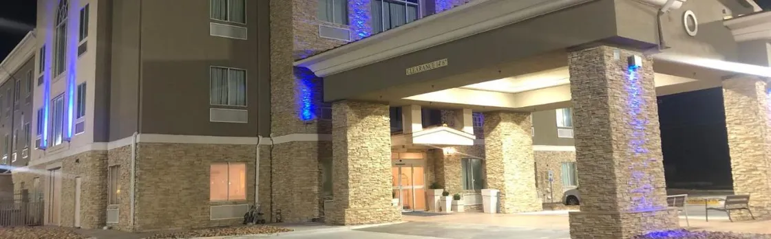 Holiday Inn Express Hotel & Suites Woodward Hwy 270