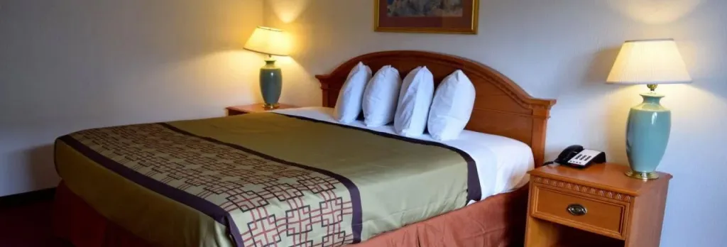 Snelling Motel