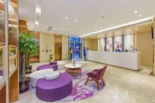 Lavande Hotel Chongqing Xinghui Liangjiang Happiness Plaza
