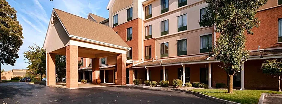 Best Western Plus Kalamazoo Suites