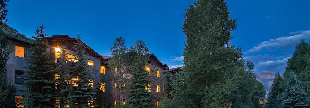 River Club 207 2 Bedroom Condo by Alpine Lodging Telluride