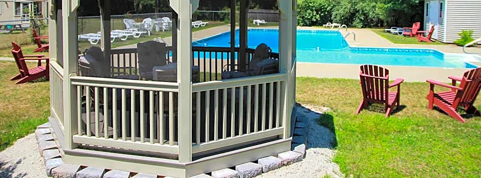 Kennebunk Gallery Motel and Cottages