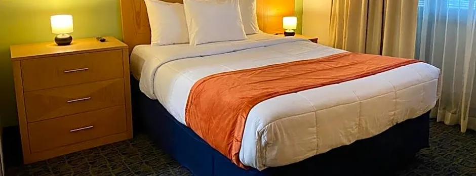 Ficus Hotel