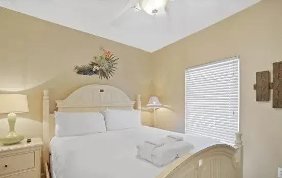 Splash Resort 305W
