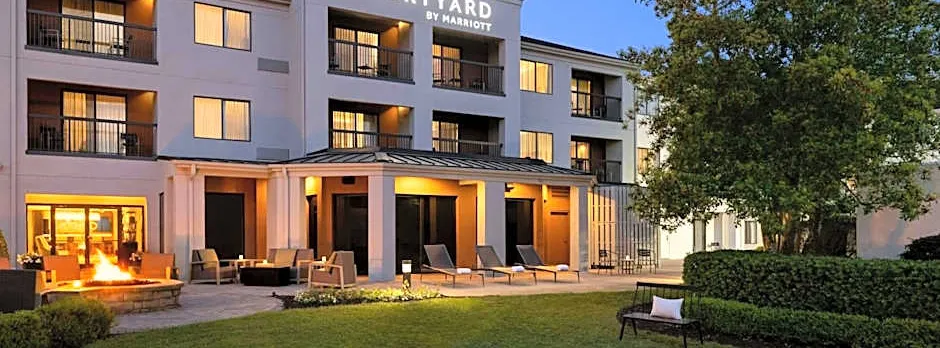 Courtyard by Marriott Greenville