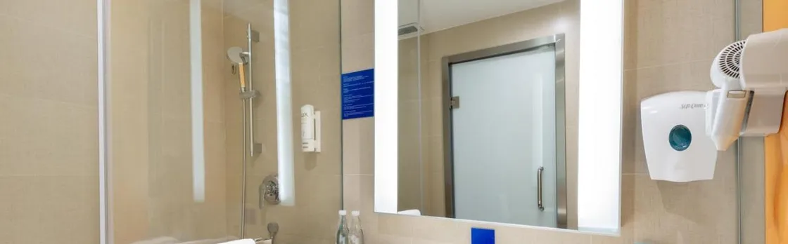Holiday Inn Express Shanghai Zhenping