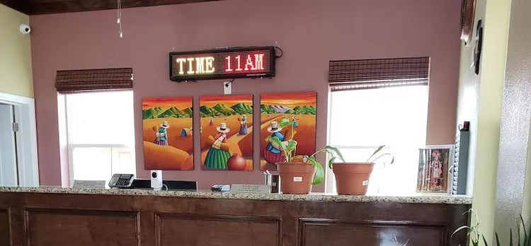 Taylor Village Inn