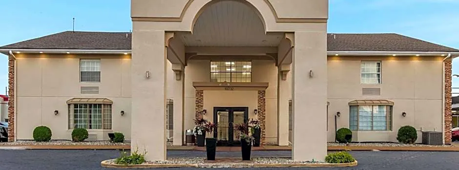 Quality Inn Saint Louis Airport