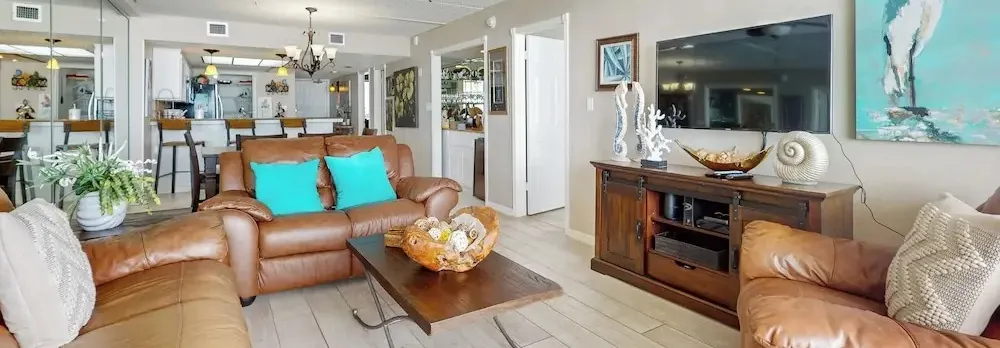 Resort 2BR Condo w/ Gulf-front Balcony & Hot Tub