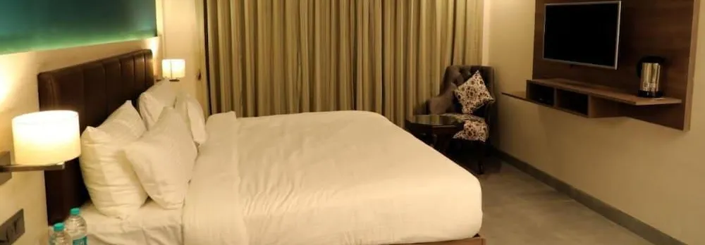 Solitaire Resorts