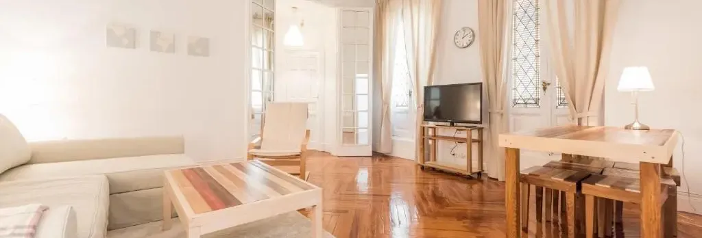 Apartamentos Independientes Mad Alcalá 55