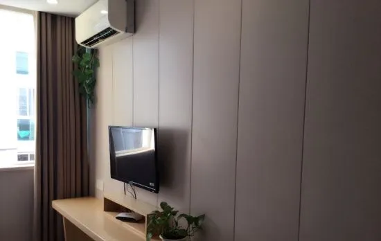 Shanghai Huating Hotel (Chonggu Zhaochong Highway Branch)