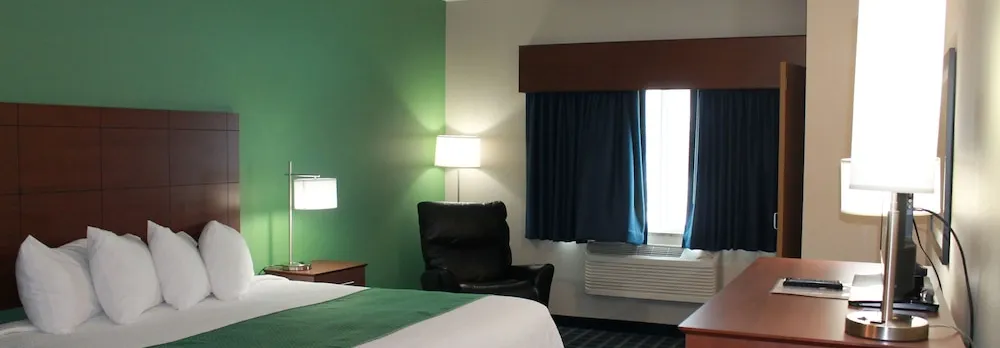 Brookstone Lodge & Suites - Emmetsburg