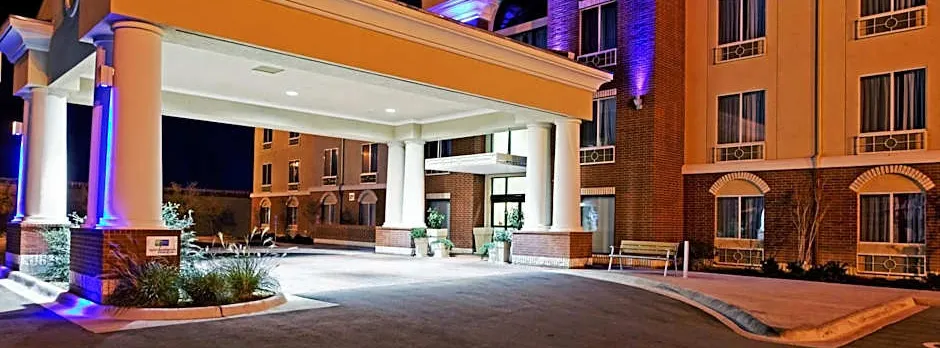 Holiday Inn Express & Suites Ozona By IHG
