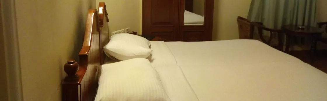 Taj Mahal Hotel