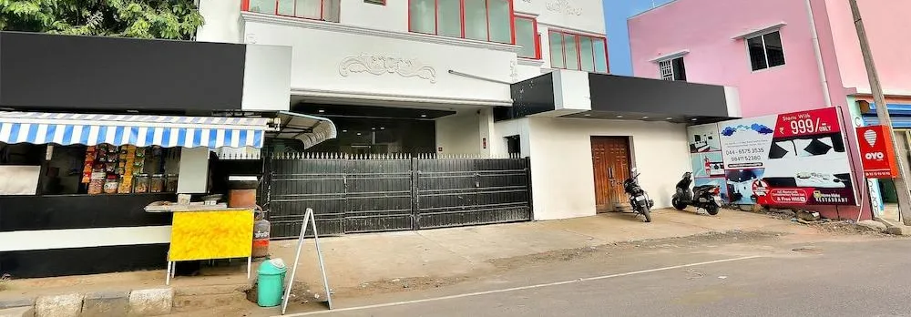 Cloud 7 Serviced Apartements by Oyo Rooms