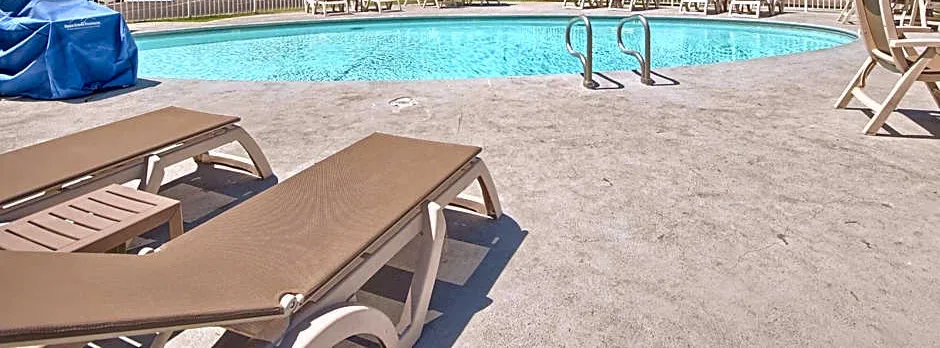 Motel 6-Fresno, CA - Blackstone North