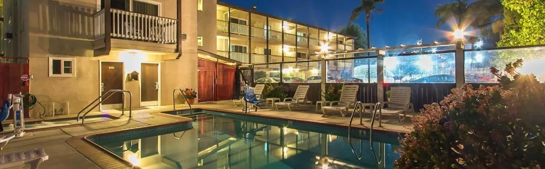 Avania Inn