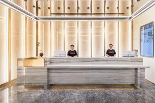 Atour Hotel Shenzhen Coastal City Shopping Center Nanshan Metro Station