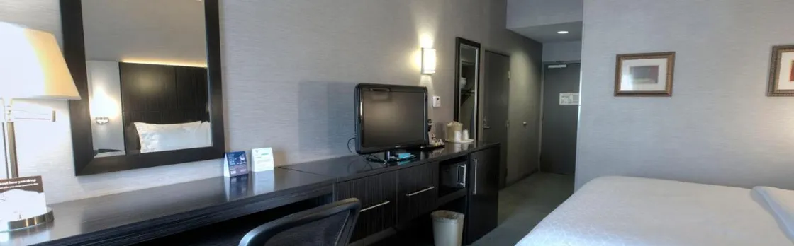 Holiday Inn Express Janesville I-90 & Us Highway 14
