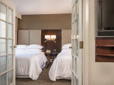 Sheraton Suites Chicago Elk Grove