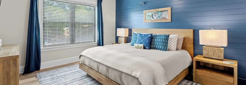 New Saltwater Pool + Spa, Views Wilson Hideaway