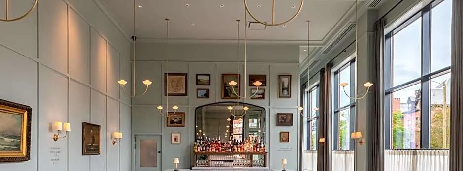 Longfellow Hotel