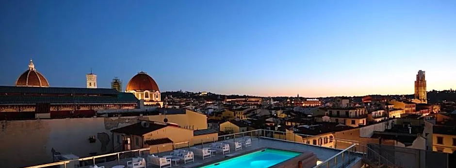 Hotel Glance In Florence