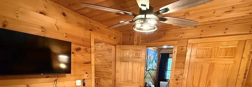 Silver Maple Summit 2 Bedroom Cabin