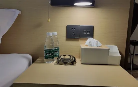 Xingjuhui Hotel (Zhongda Metro Station International Textile City Branch)