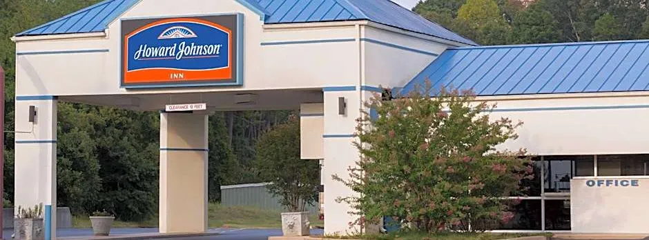 Howard Johnson by Wyndham Commerce GA