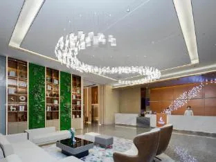 Lavande Hotel Wuhan Jinyin Lake Metro Station