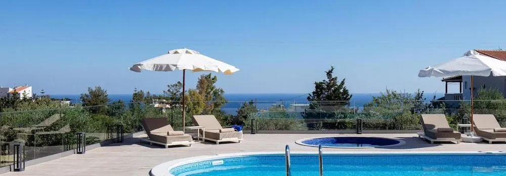 Villa Natura - with Private Heated Pool
