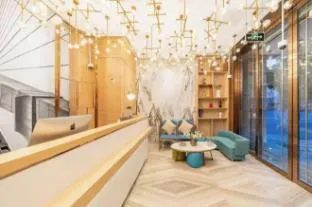 Jinglai Hotel Urban Luxury - Shanghai Railway Station Zhongxing Road Metro Station Branch