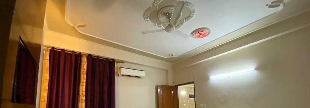 Gobravo-3bhk Near Airport & Cyber Hub