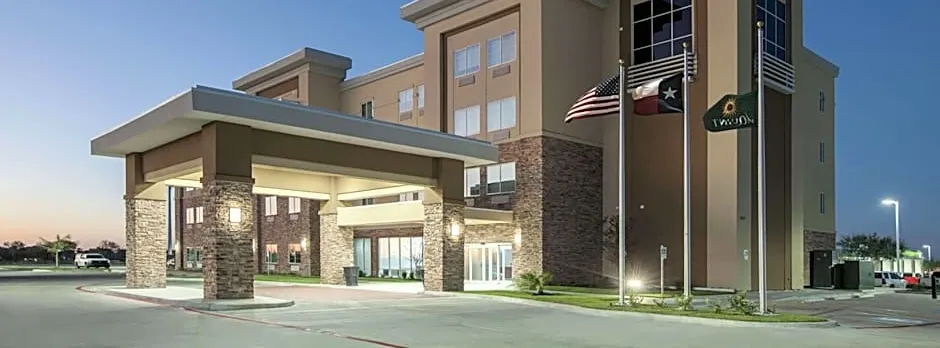 La Quinta Inn & Suites by Wyndham Kingsville