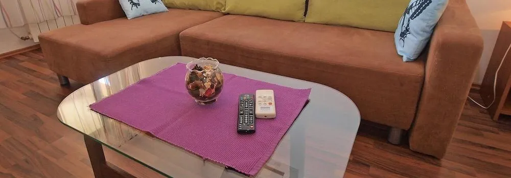 Apartment 1103
