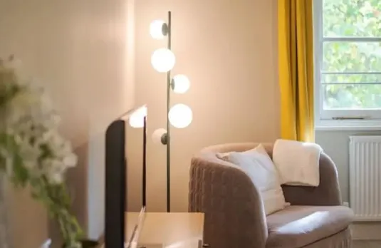 Beautiful Flat by Hyde Park PS7