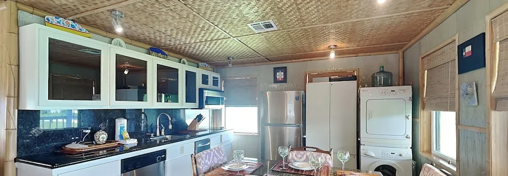 Beachside Tiki Hut by Ryson Vacation Rentals