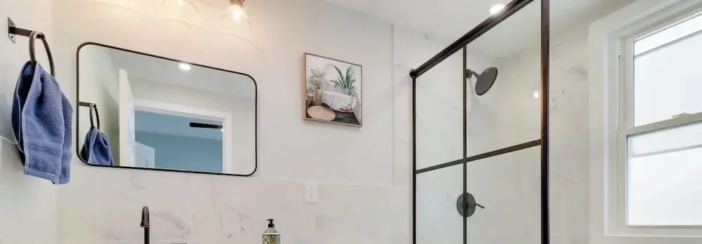 1 Mile to Henry Ford Hospital! Renovated Rental