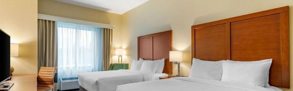 Comfort Inn & Suites West Des Moines